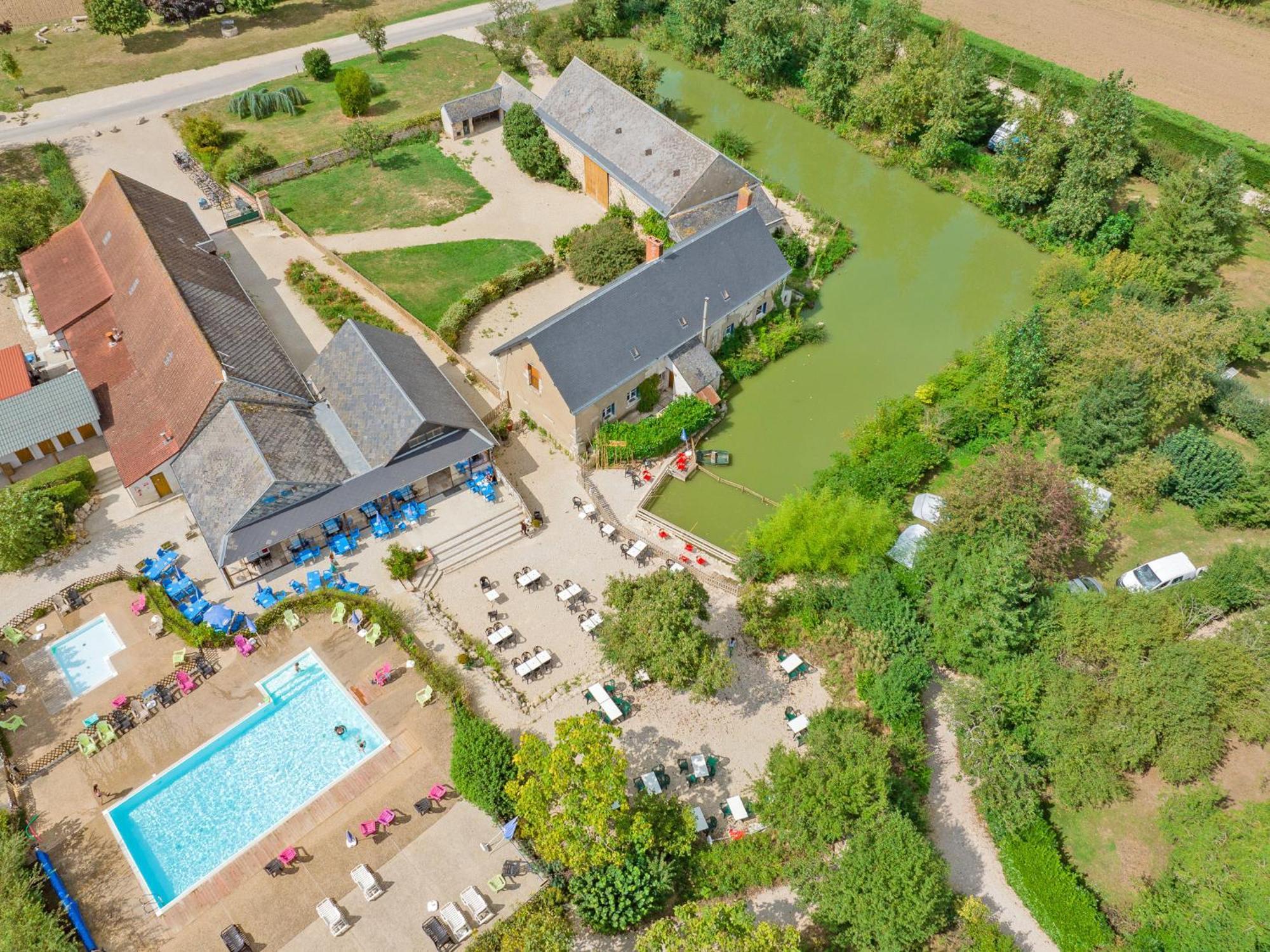 Camping Valloire-Sur-Cisse Seillac Esterno foto